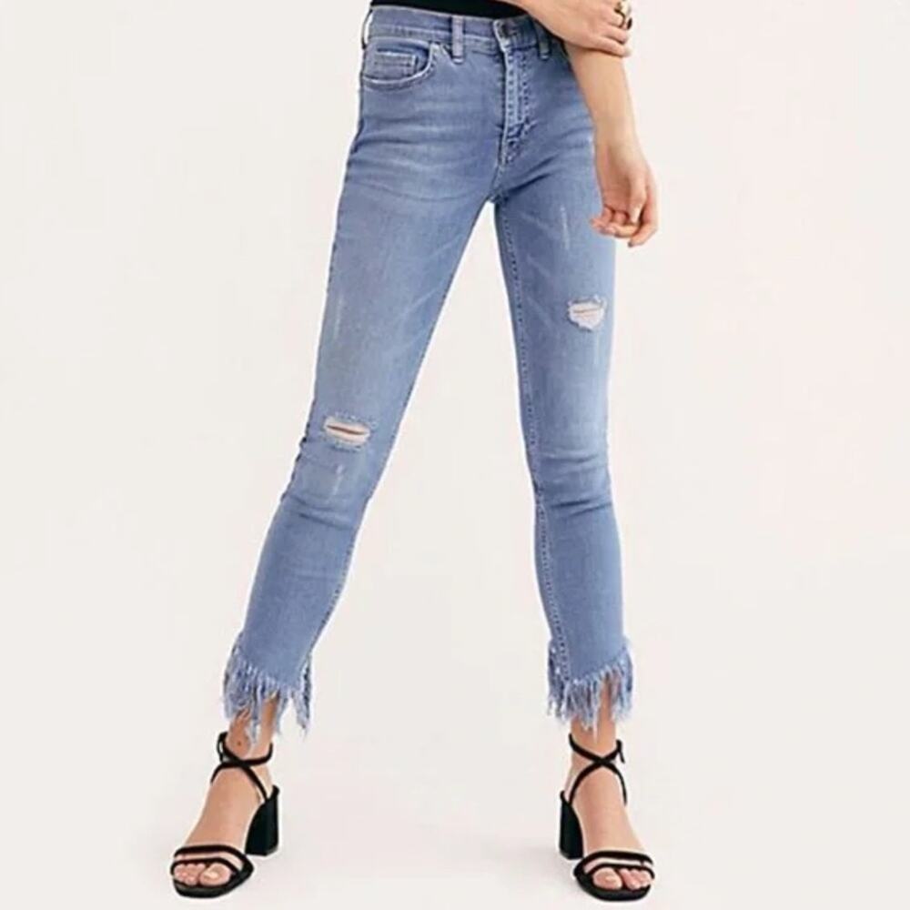 Free People Great Heights Frayed Skinny Worn Indigo Blue size 25